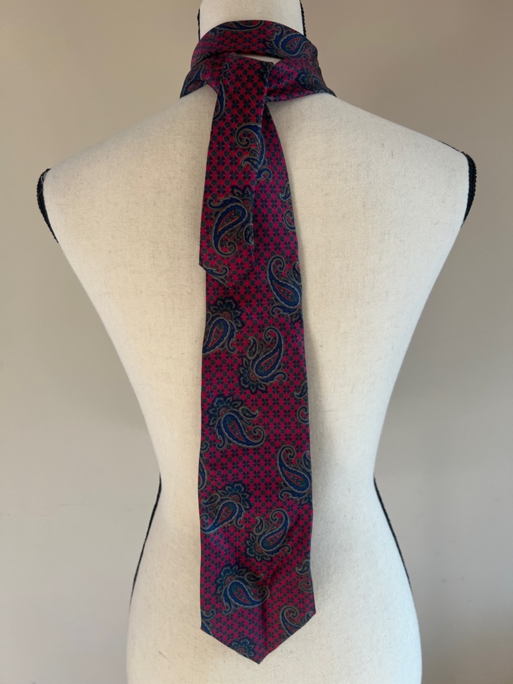 🎀Handmade 100% SilkMen's Paisley Silk Tie in Burgundy and Navy
